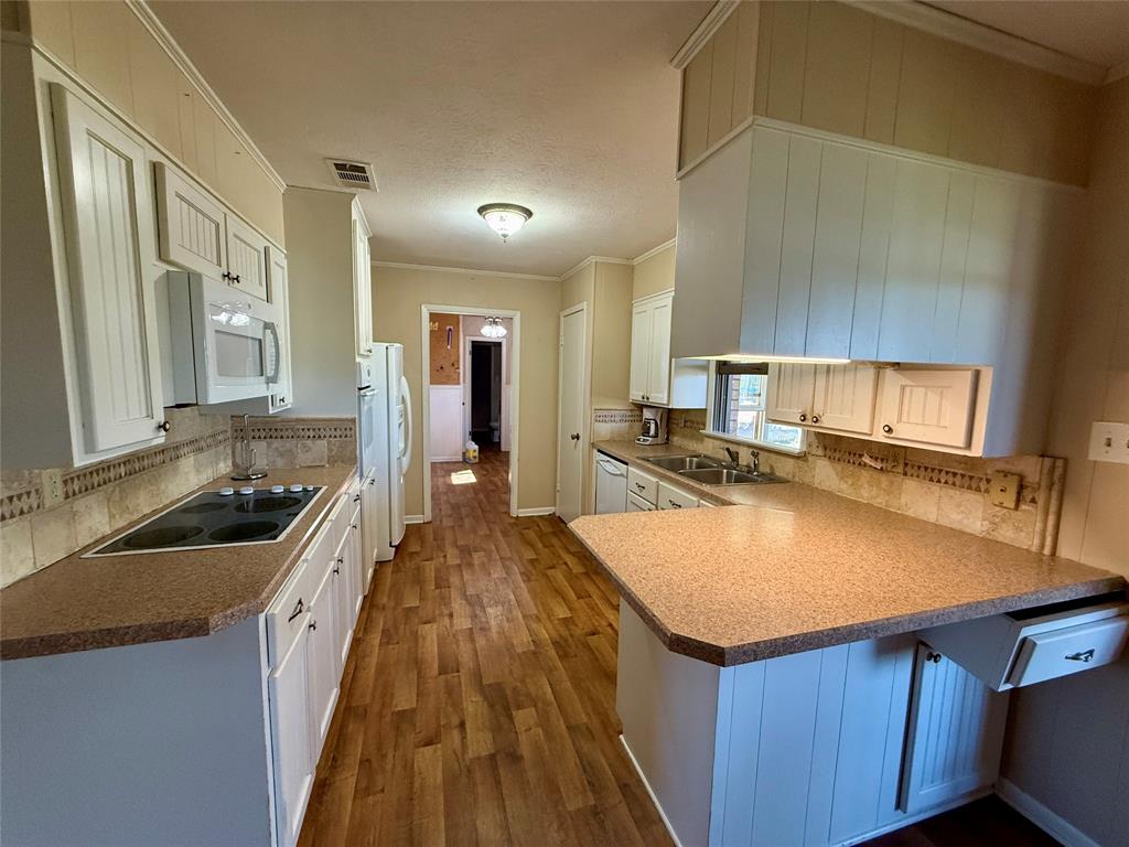 12335 County Road 4230 Property Photo 10