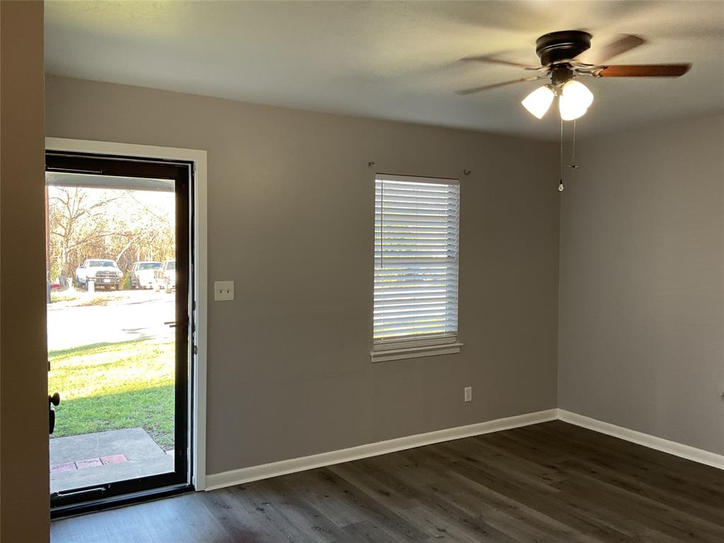 1405 W Ball Street Property Photo 7