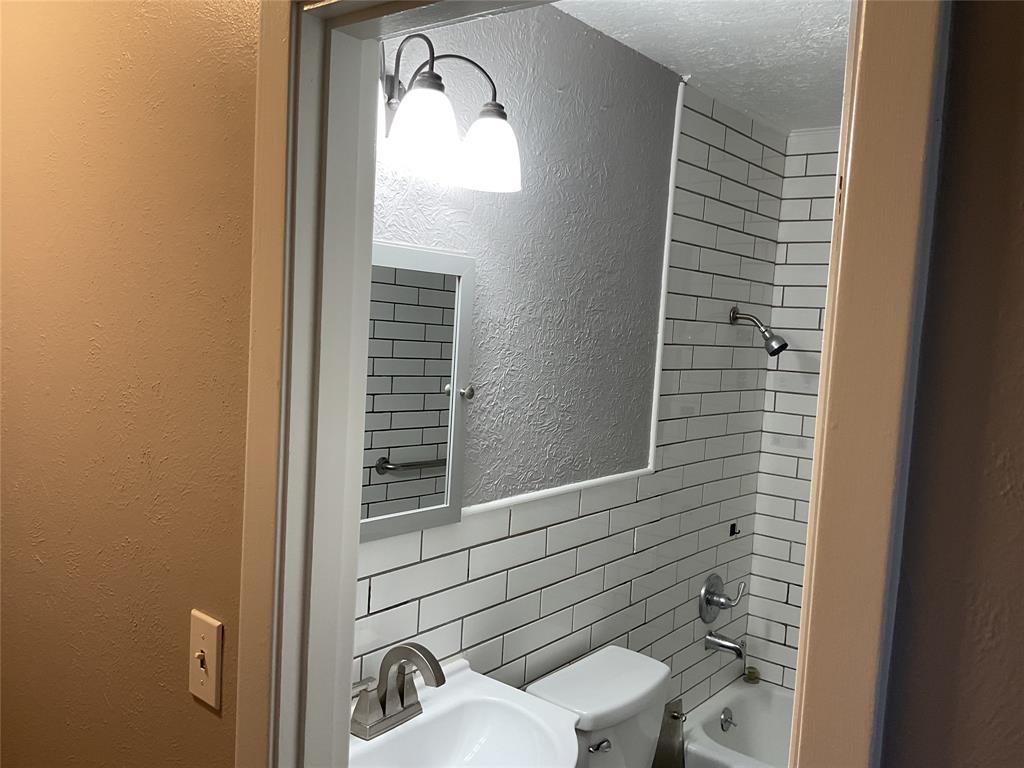 1405 W Ball Street Property Photo 26