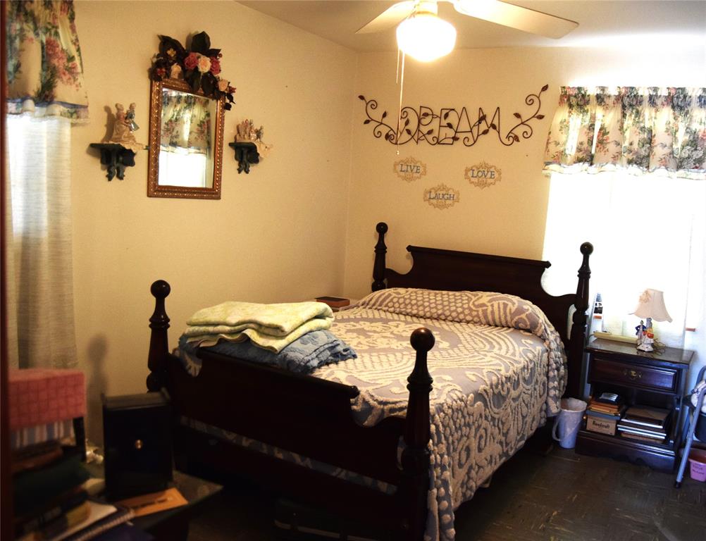 145 Loop Road Property Photo 14