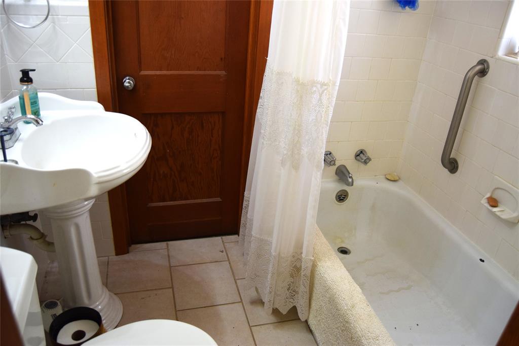 145 Loop Road Property Photo 15