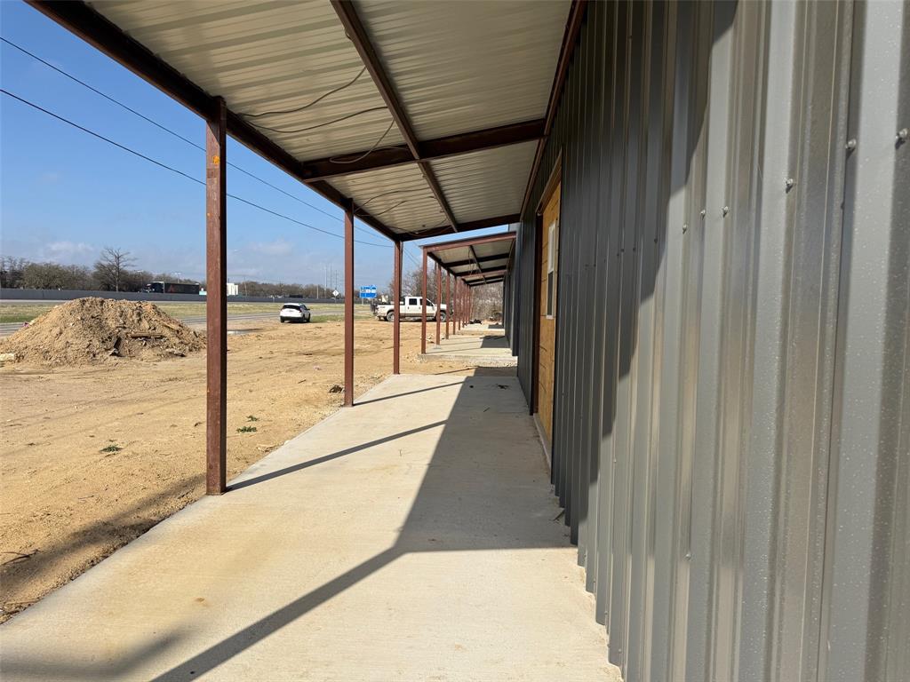 506 N Access Road 103 Property Photo 3