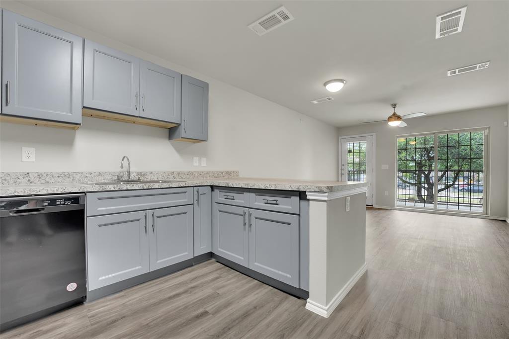 6108 Abrams Road 211 Property Photo 5