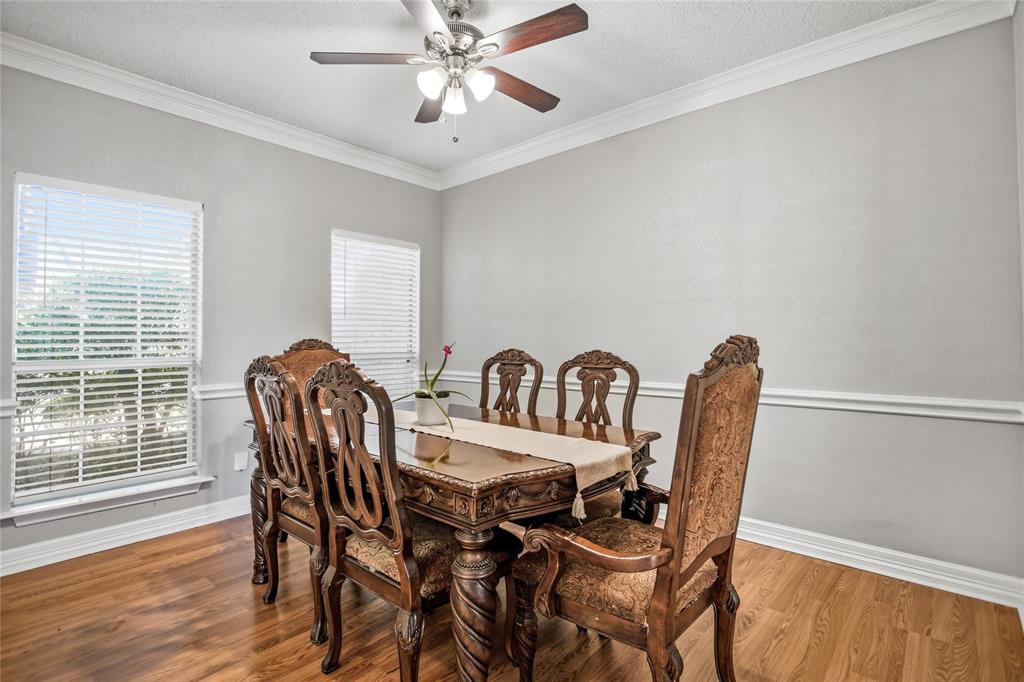 6009 Kenilworth Drive Property Photo 6
