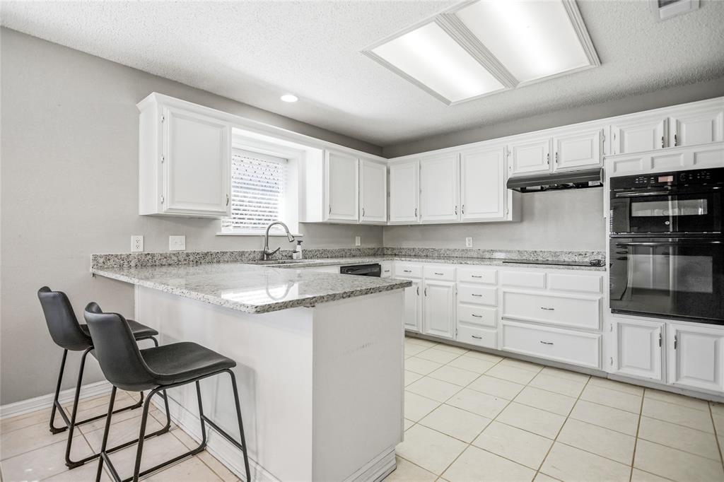 6009 Kenilworth Drive Property Photo 11