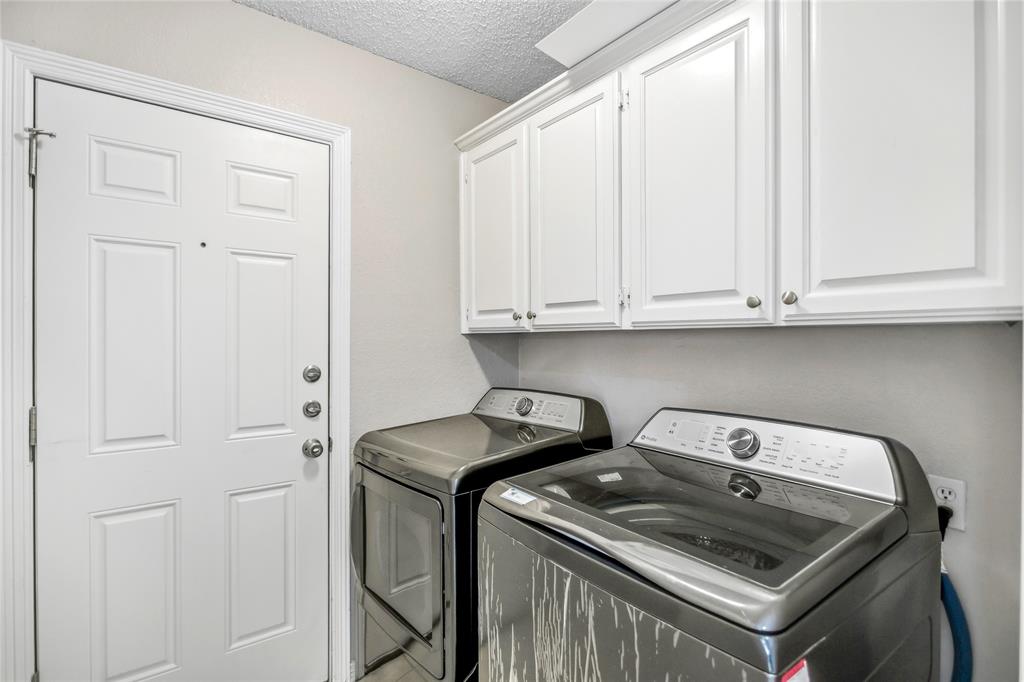 6009 Kenilworth Drive Property Photo 14