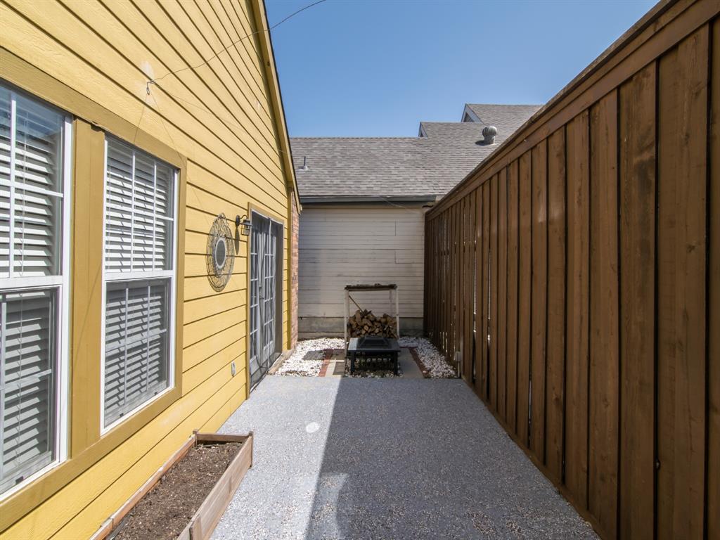 3142 Royal Gable Drive Property Photo 4