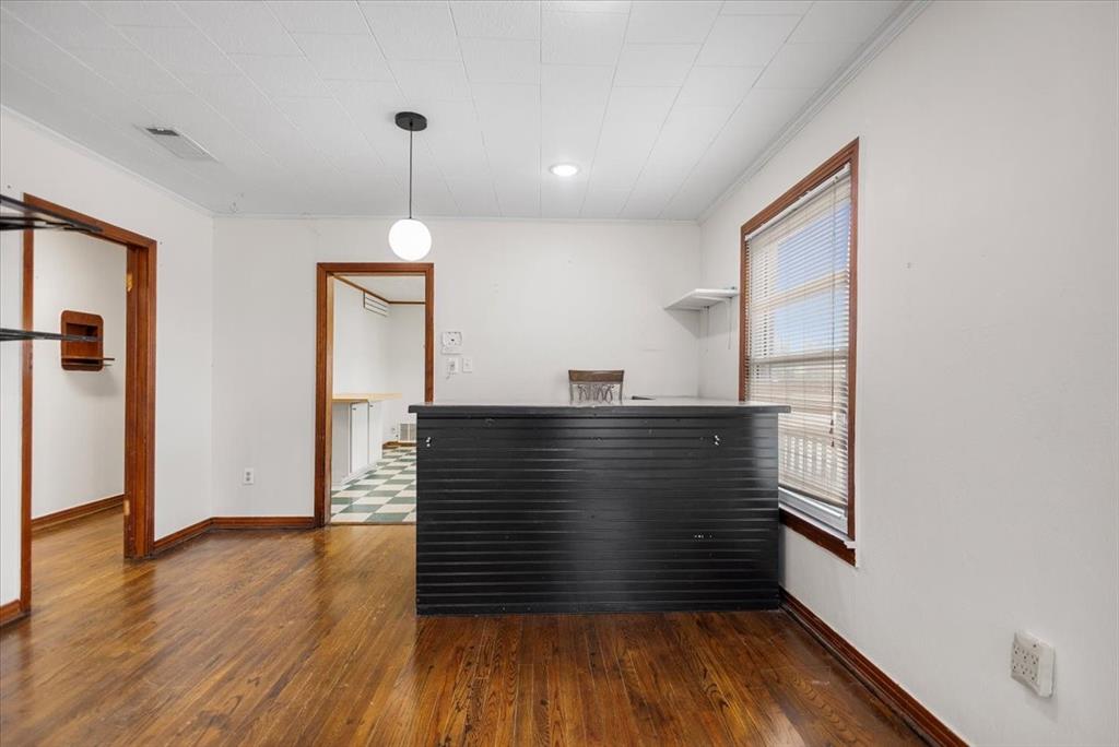 304 N Main Highway Property Photo 8