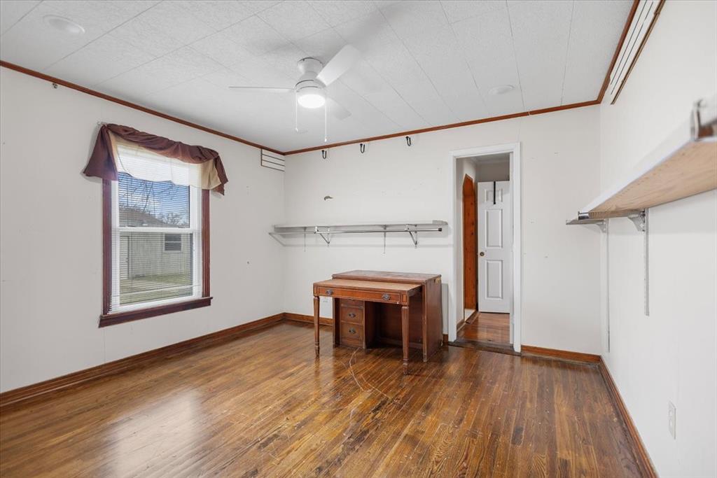 304 N Main Highway Property Photo 19