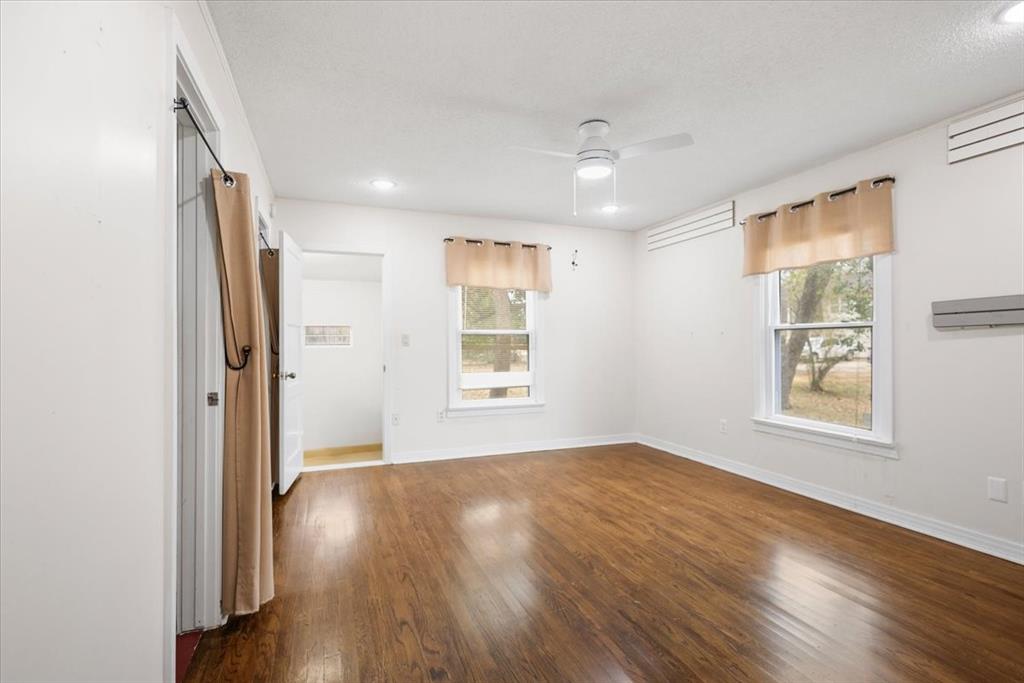 304 N Main Highway Property Photo 21