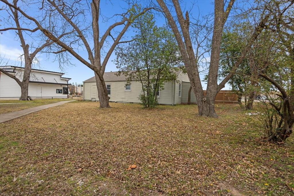 304 N Main Highway Property Photo 28