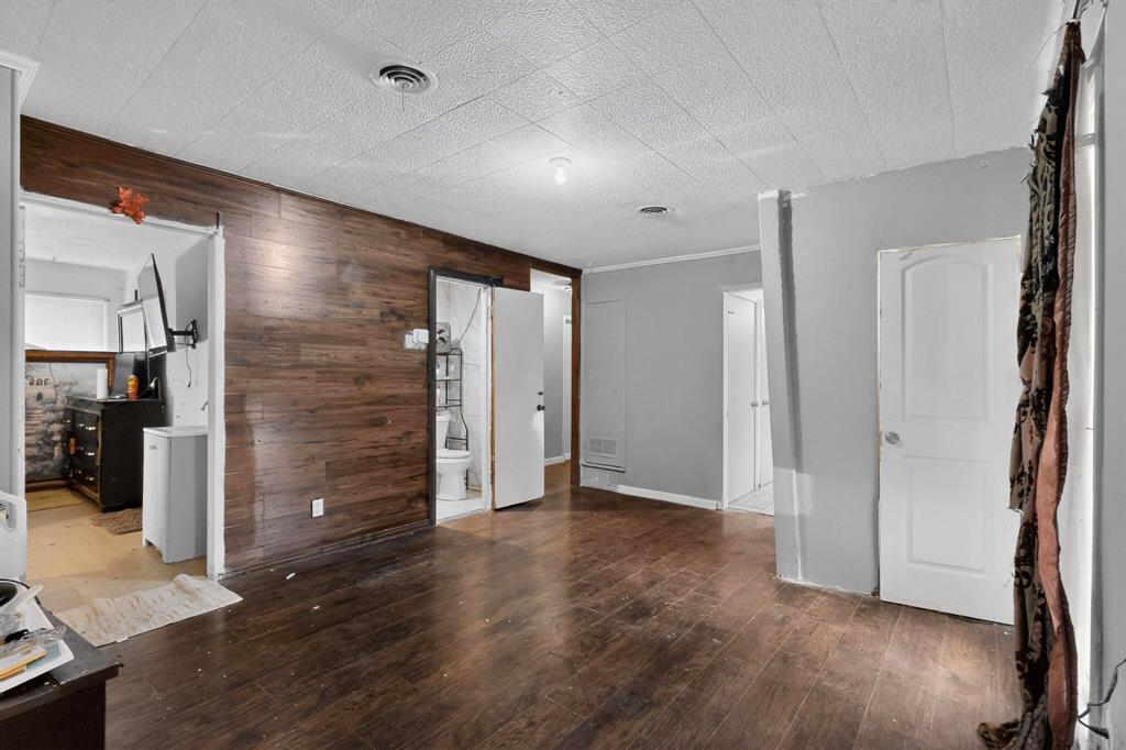 522 Phillip Street Property Photo 13