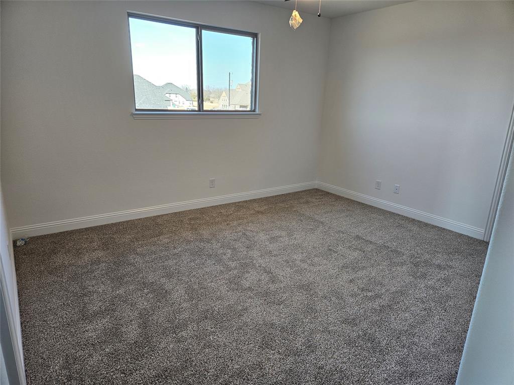 385 Willie's Court Property Photo 26