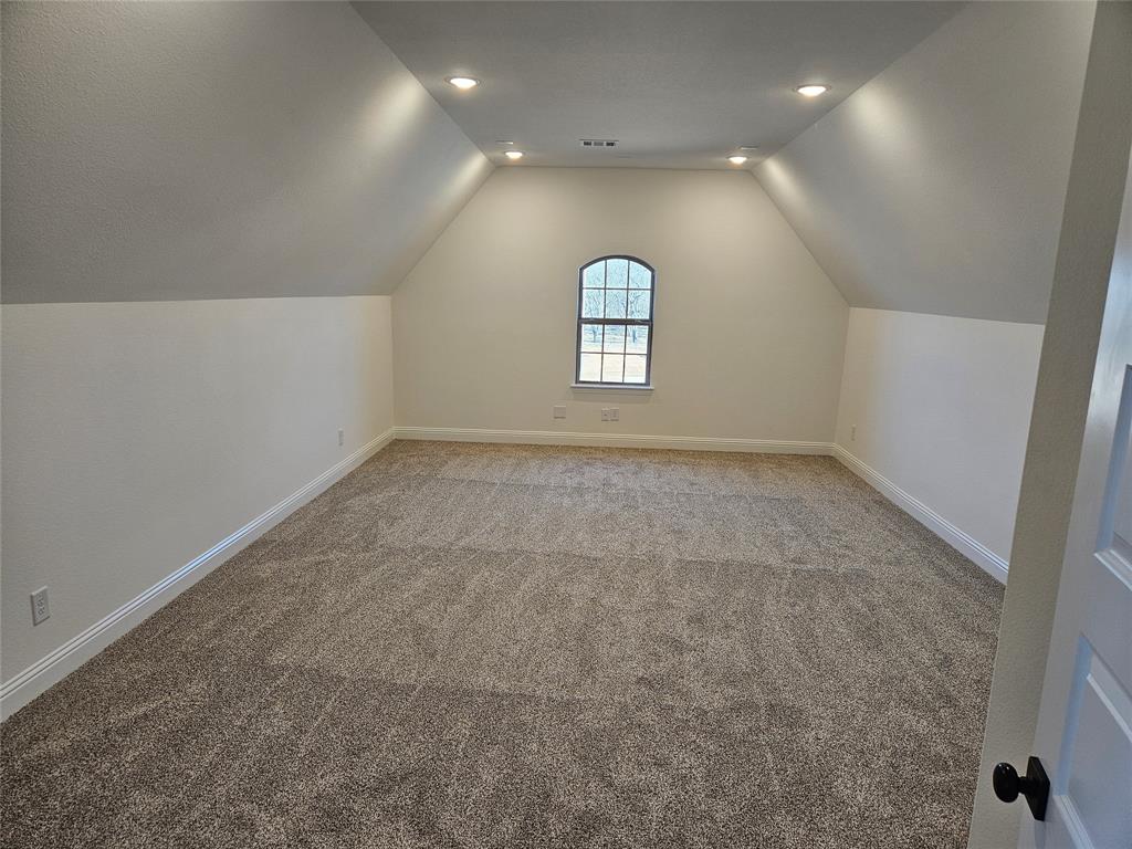 385 Willie's Court Property Photo 27