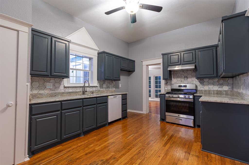 324 E Pace Street Property Photo 11