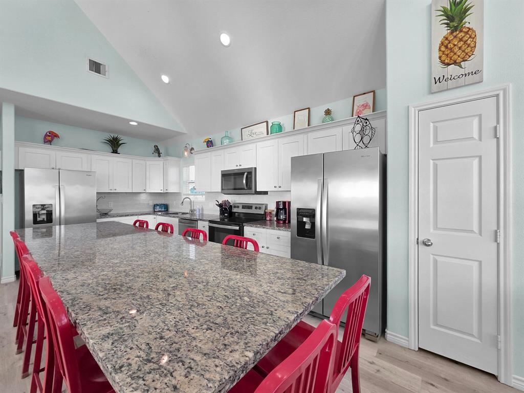 1120 Alex Drive Property Photo 13