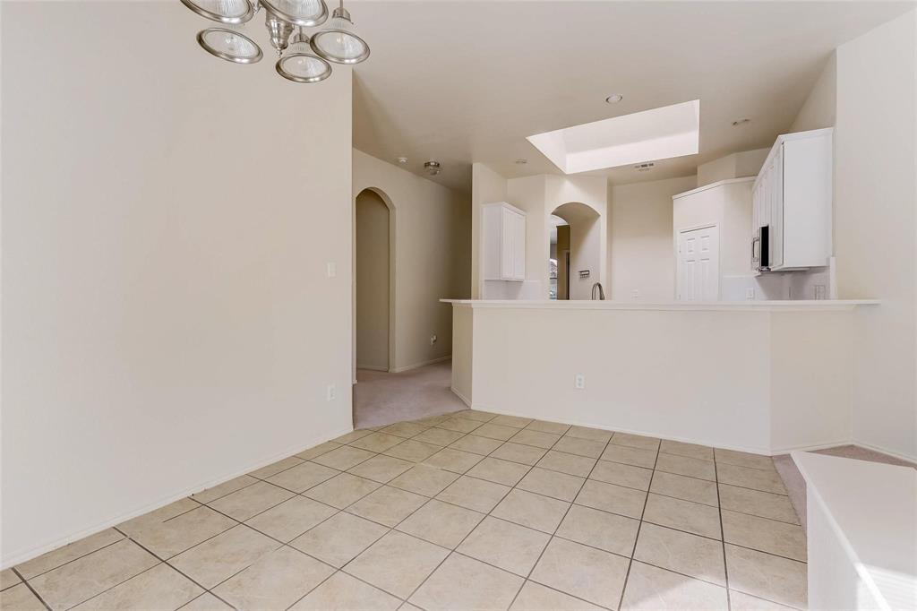 4905 Summer Oaks Lane Property Photo 13