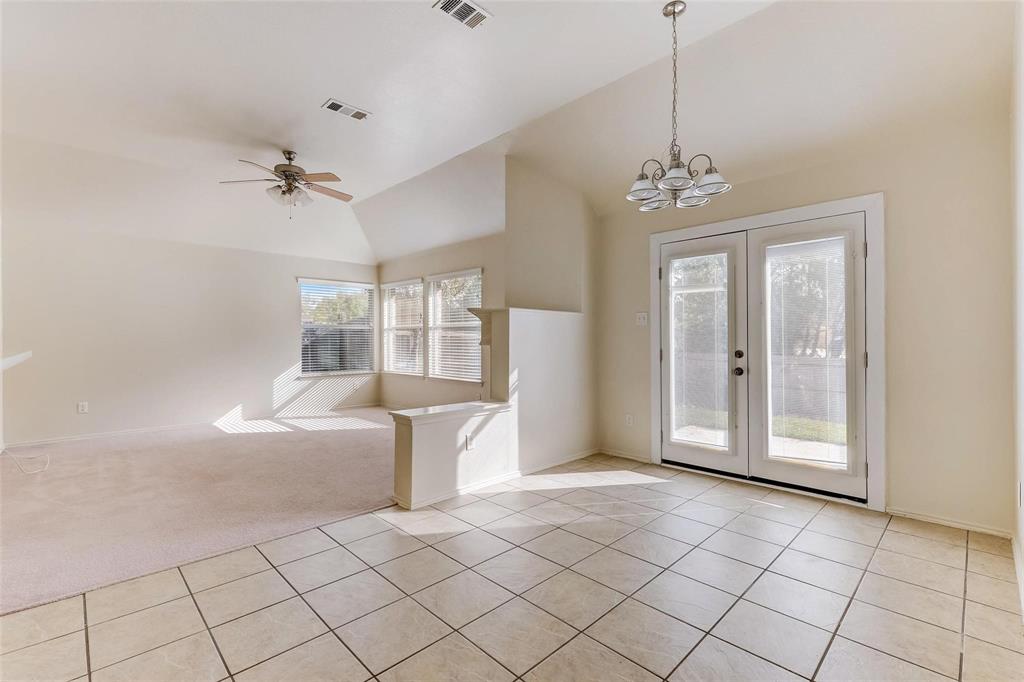 4905 Summer Oaks Lane Property Photo 14