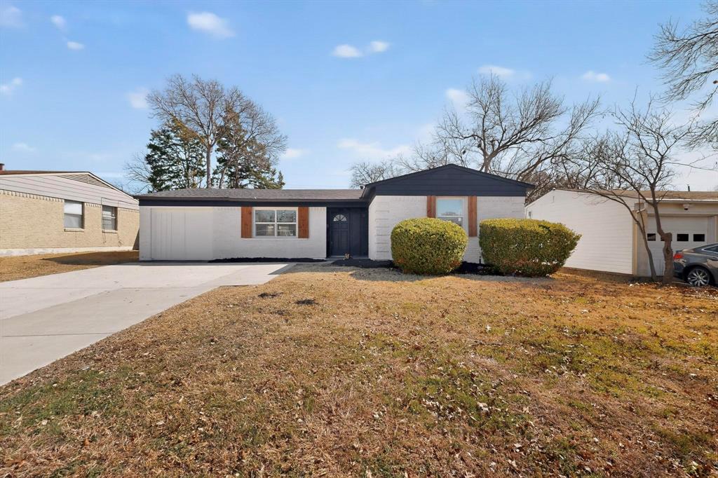 3100 Caribbean Drive Property Photo 1