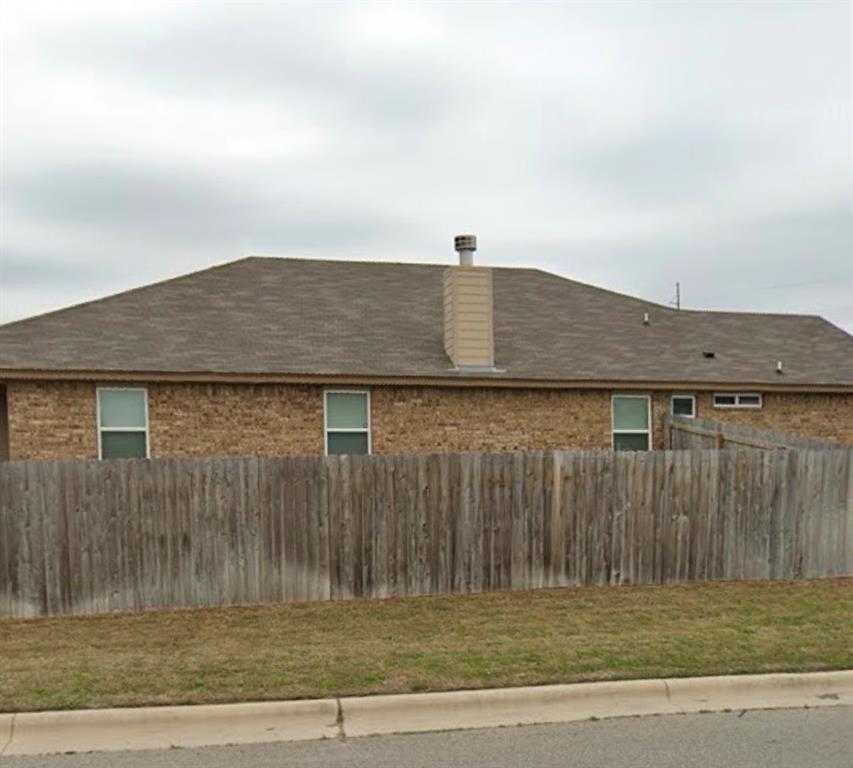 703 Ridgeview Drive Property Photo 4