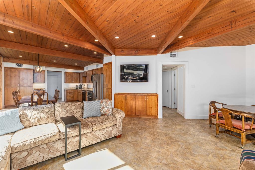 189 Cr 563 Property Photo 10