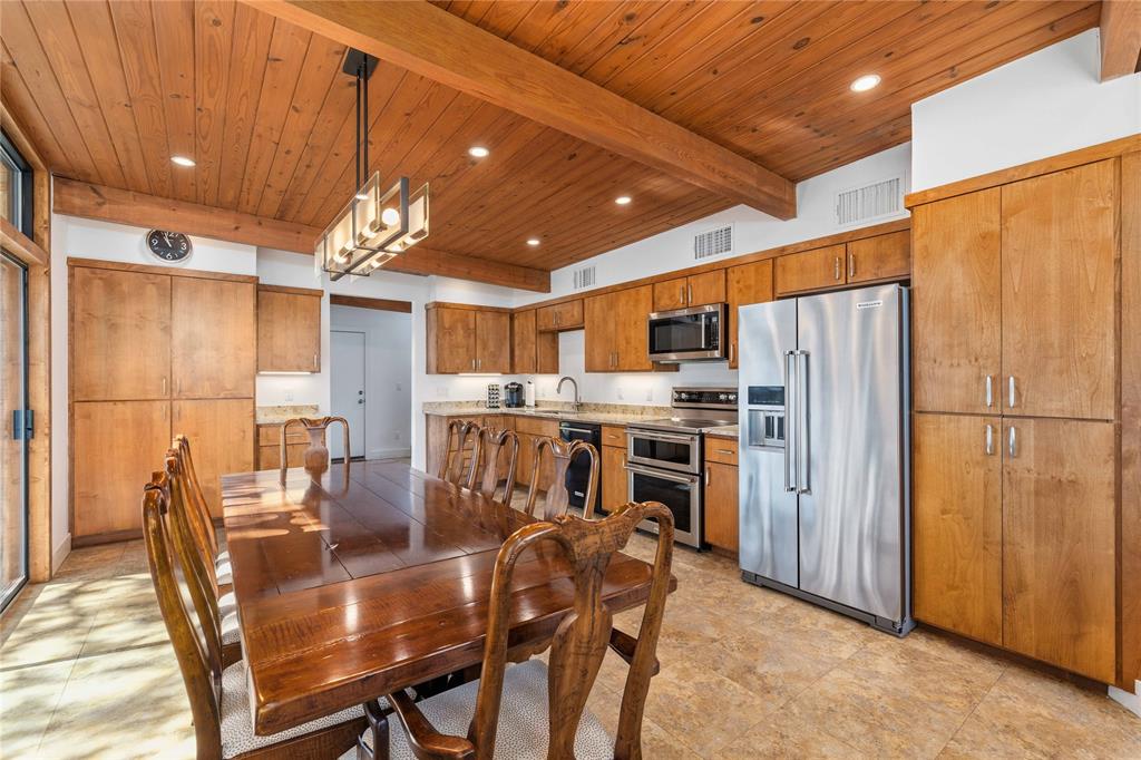 189 Cr 563 Property Photo 11