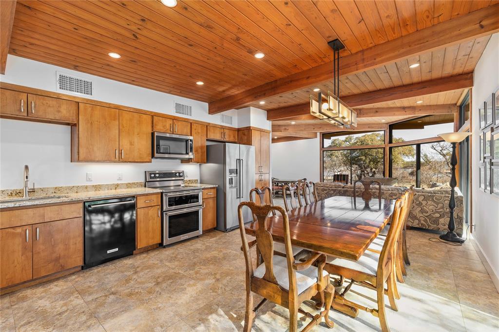 189 Cr 563 Property Photo 13