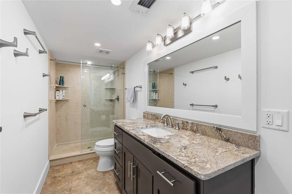 189 Cr 563 Property Photo 16