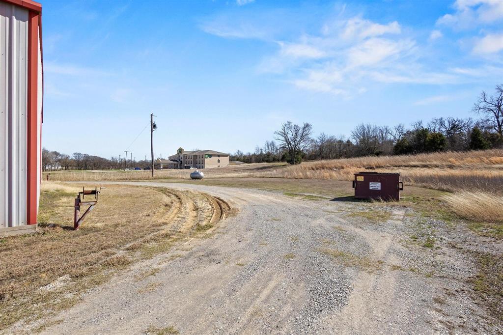 1301 W Sam Rayburn Drive Property Photo 28