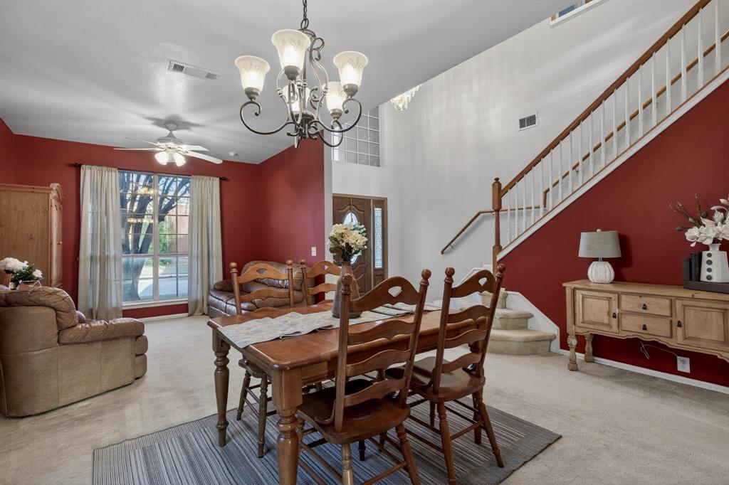 2724 Maple Creek Drive Property Photo 18