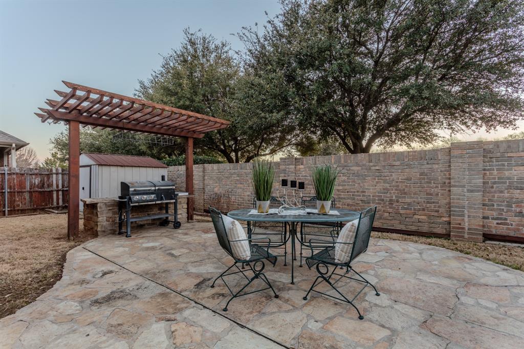 2724 Maple Creek Drive Property Photo 37