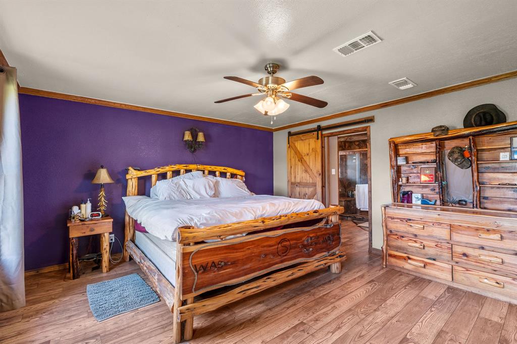 2711 Fm 250 Property Photo 15