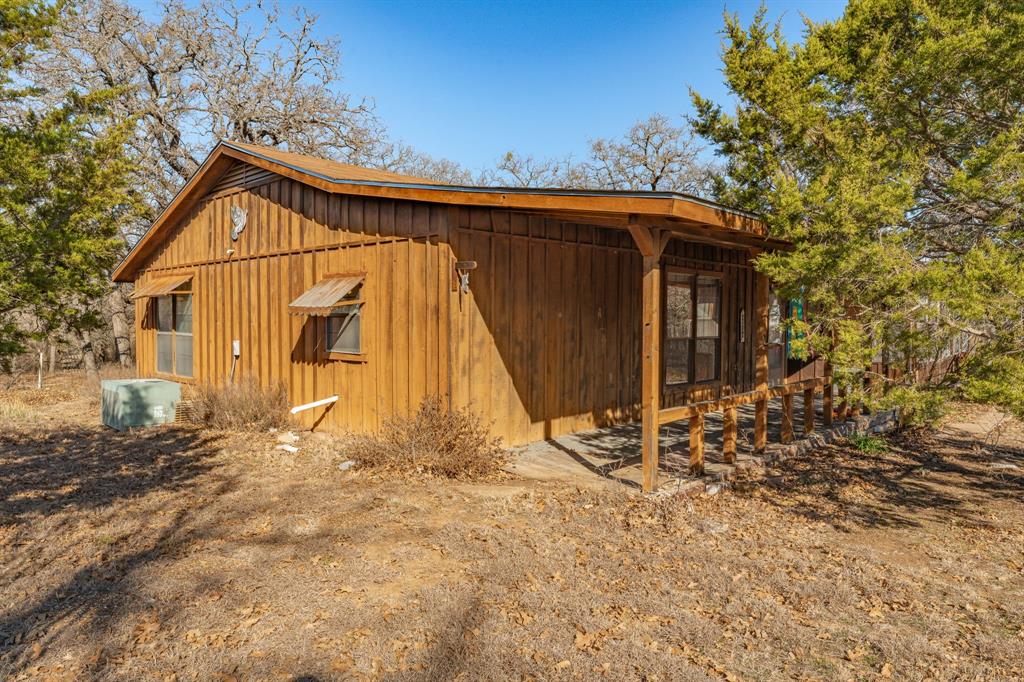 650 County Road 426 Property Photo 3
