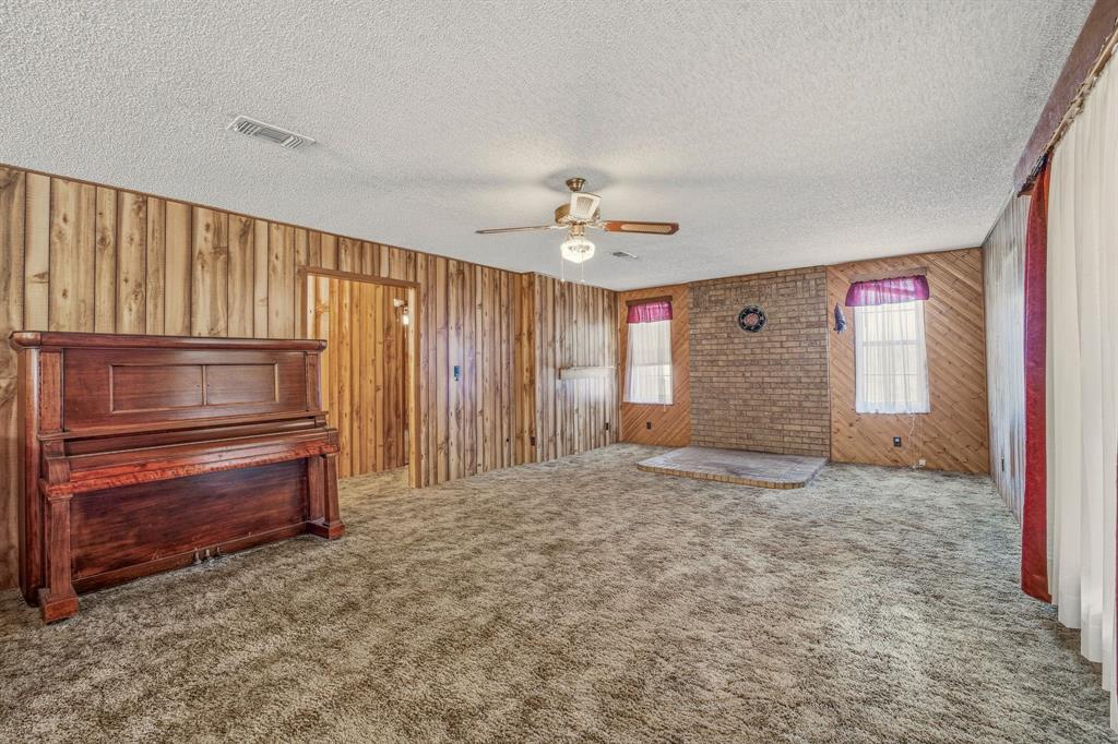 650 County Road 426 Property Photo 4