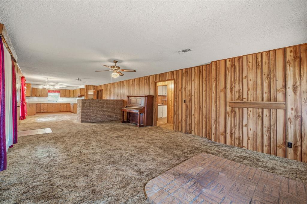 650 County Road 426 Property Photo 6