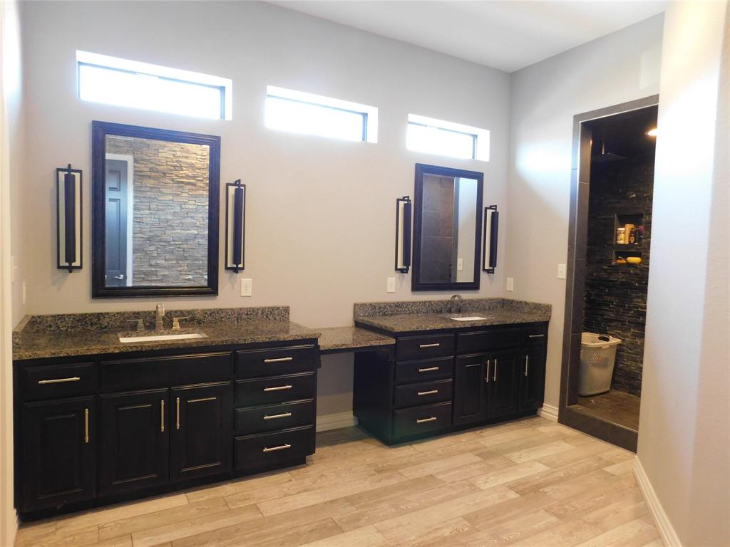 204 Jermyn Avenue Property Photo 25