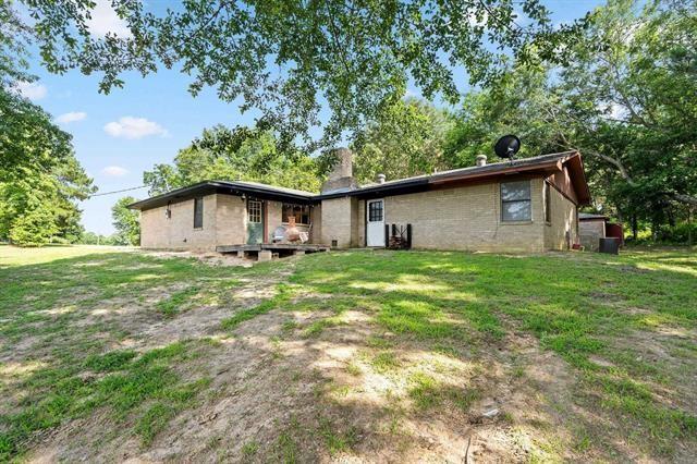 2585 Fm 250 Property Photo 32