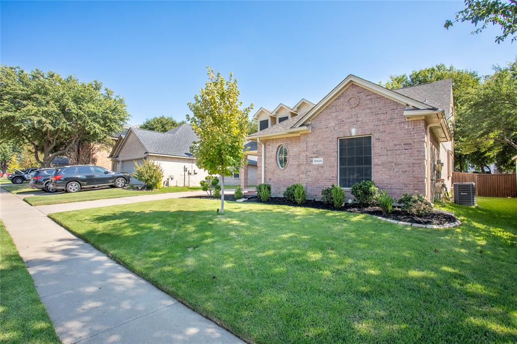 10520 Stoneside Trail Property Photo 2