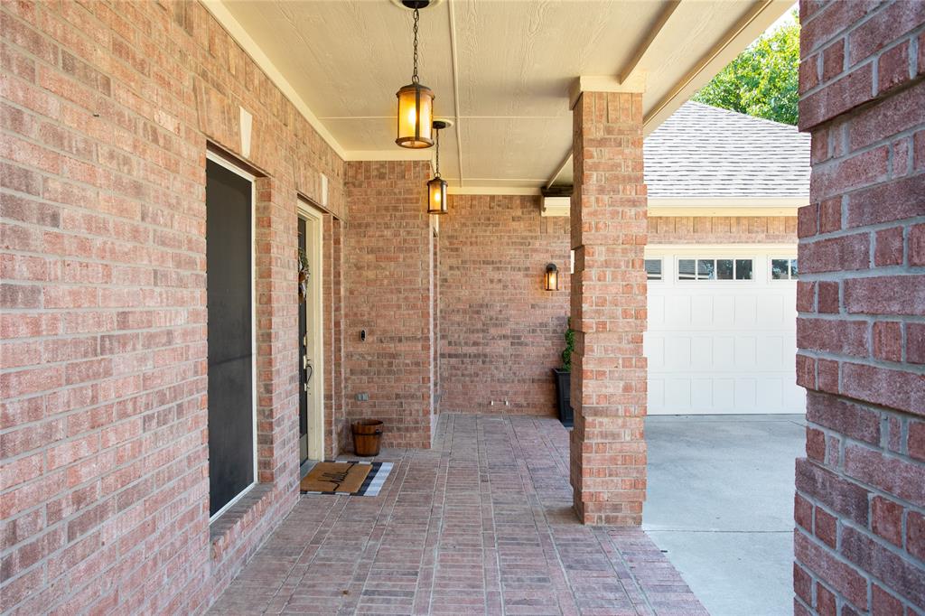 10520 Stoneside Trail Property Photo 4
