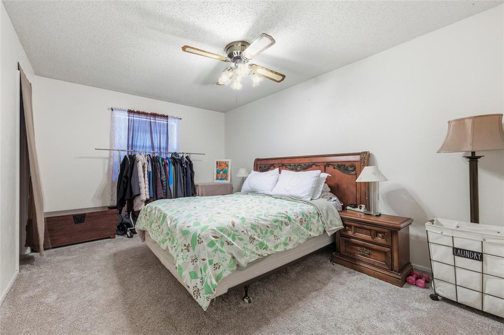 715 Sun Valley Drive Property Photo 14