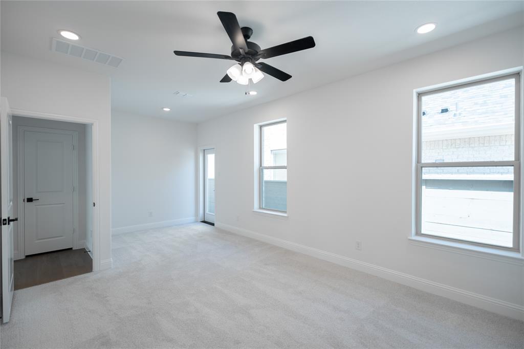 8768 Treeline Parkway Property Photo 11