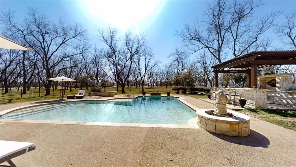 8810 S Hampton Drive Property Photo 28
