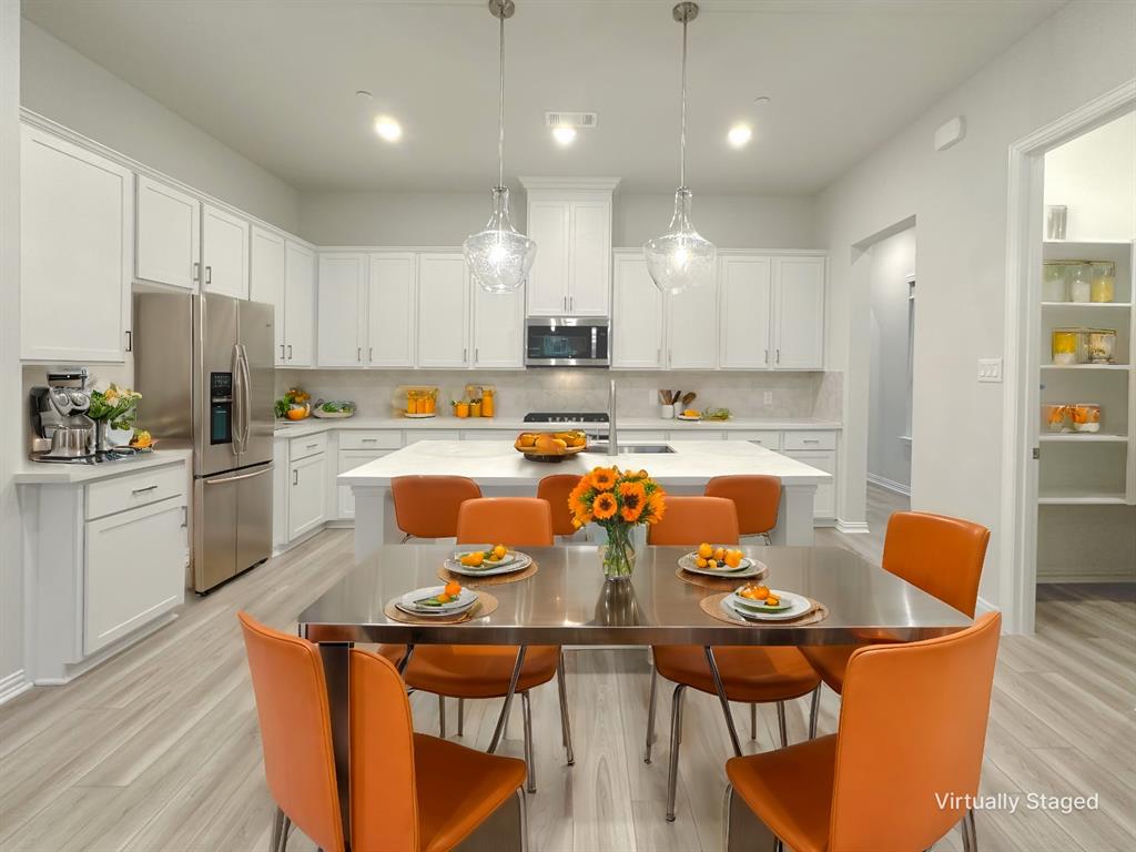 8378 Massive Drive Property Photo 1