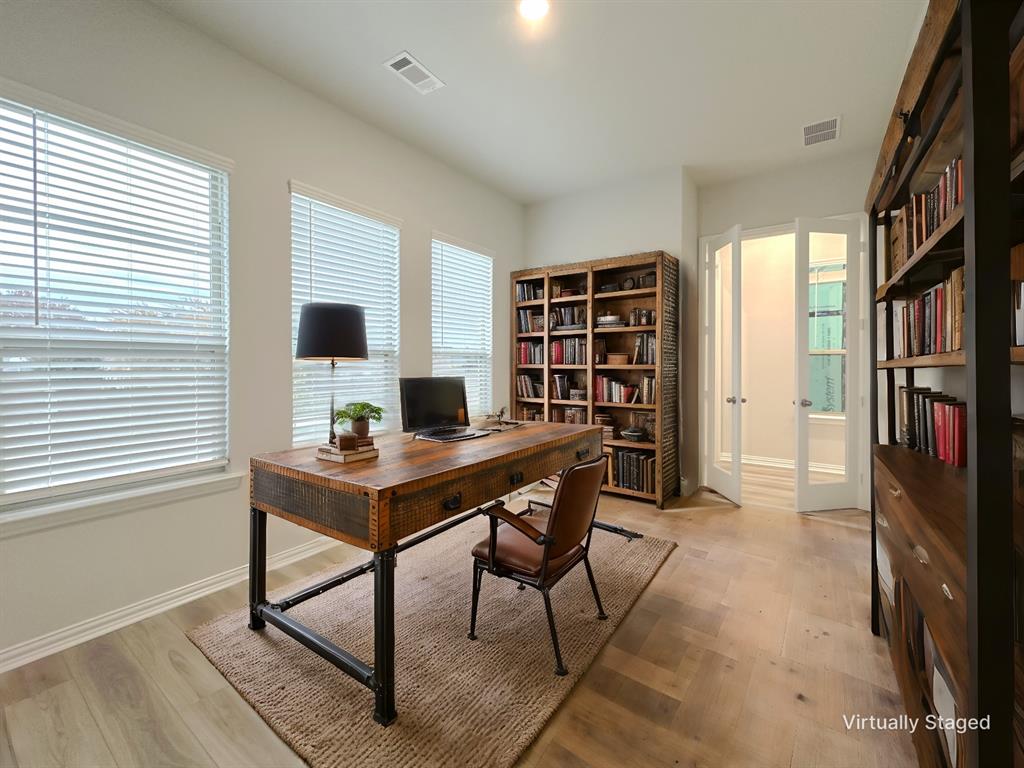 8378 Massive Drive Property Photo 19
