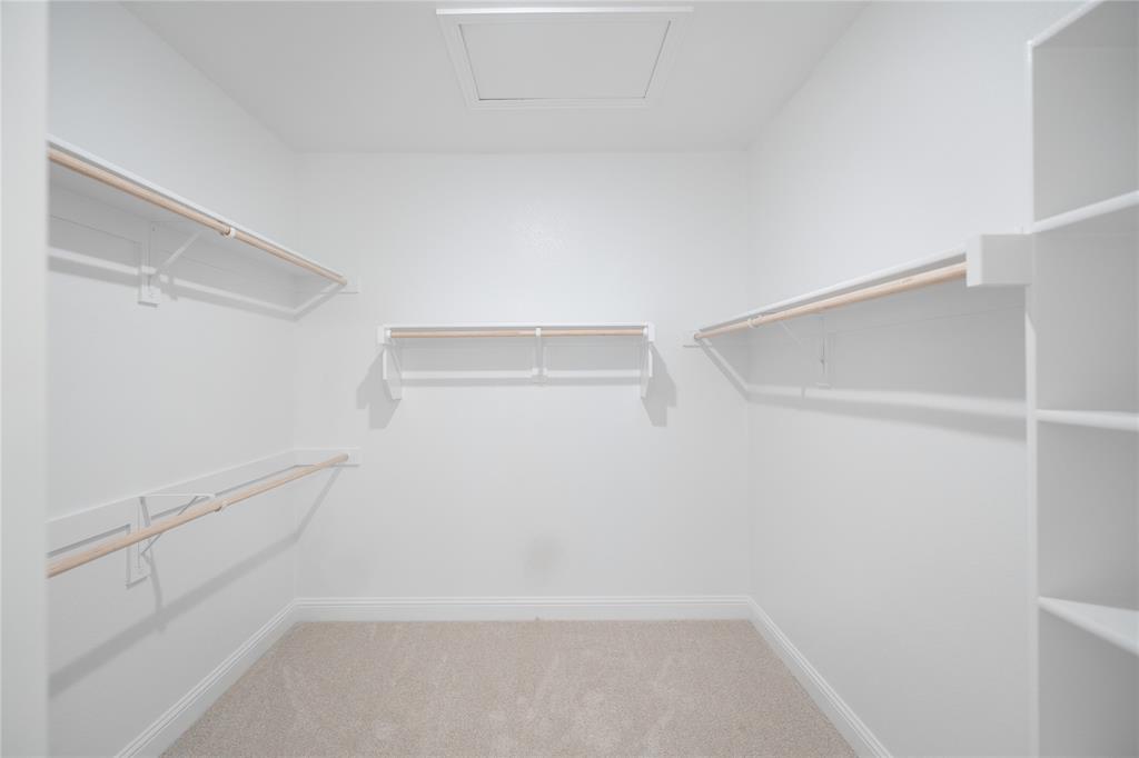 8724 Treeline Parkway Property Photo 12