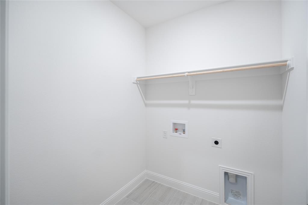 8724 Treeline Parkway Property Photo 20