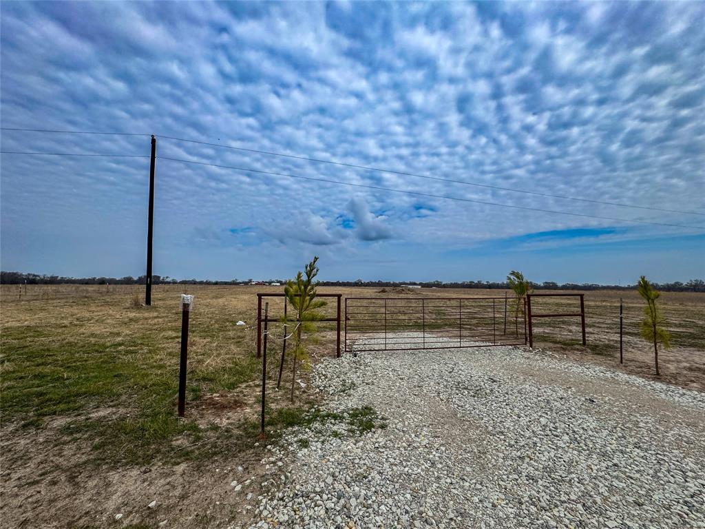 375 County Road 1515 Property Photo 1