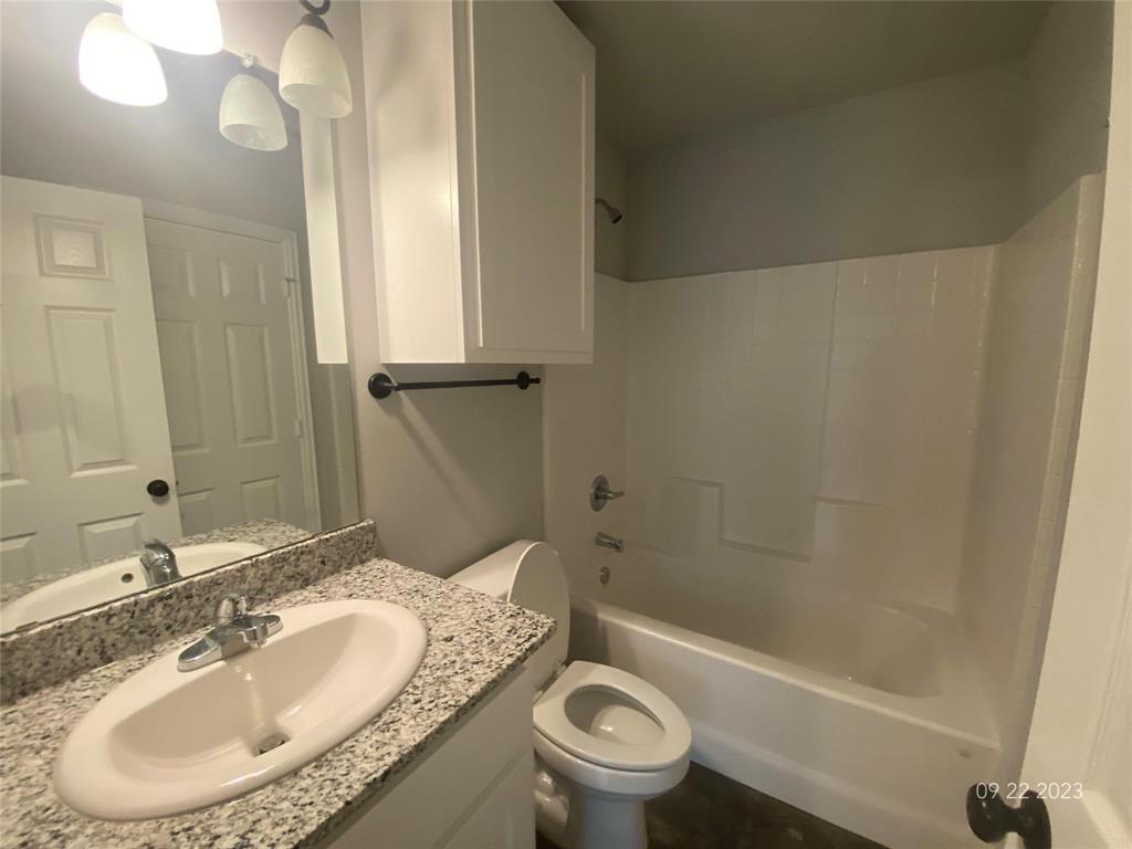 561 S Second Property Photo 14