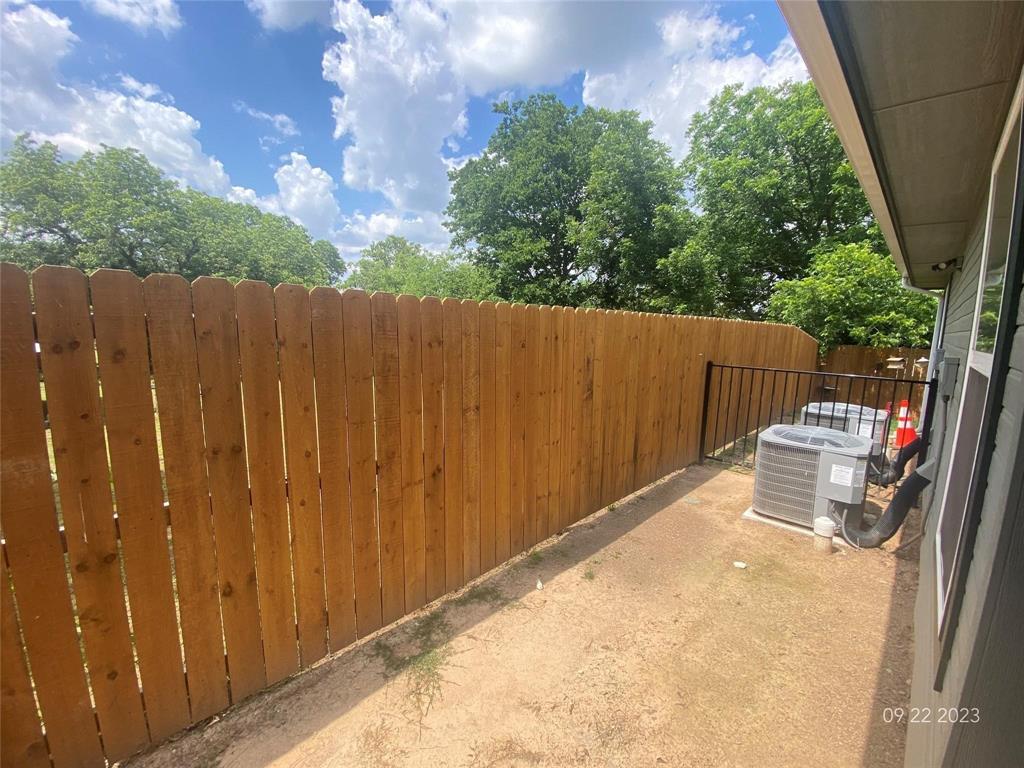 561 S Second Property Photo 27