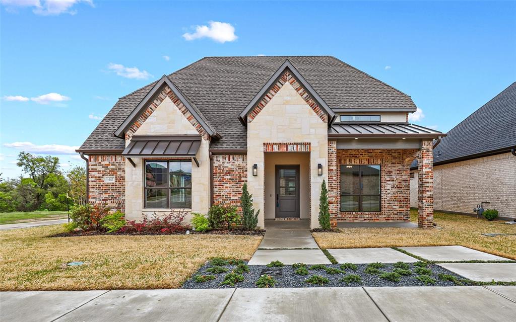 1657 Ethan Circle Property Photo 1